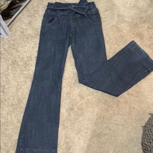 Wide leg dark jeans with tie at waist